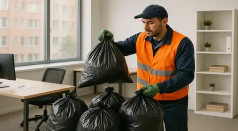 Уборка и вывоз мусора после мероприятий в Верхней Пышме в октябре